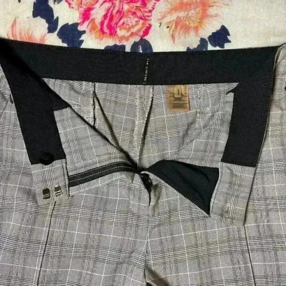 Elie Tahari Leena Straight Leg Pant‎ Black/White Plaid Women's Size 8 - Picture 3 of 9